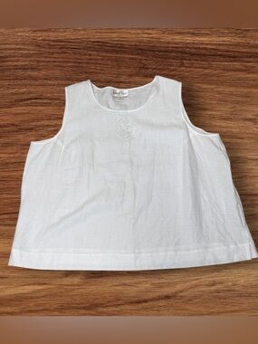 David Dart Woman Linen Tank Top
3X White Sleeveless Embroidered
Detail Plus Size
